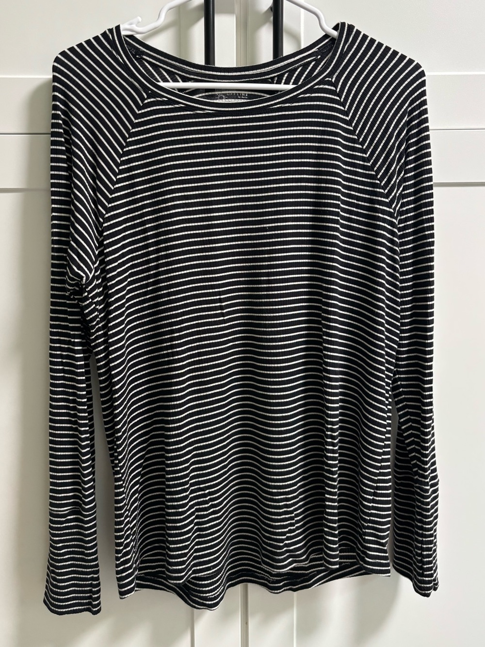 OFFLINE by Aerie Black & White Ribbed Stripe Long‑Sleeve Top – Size M